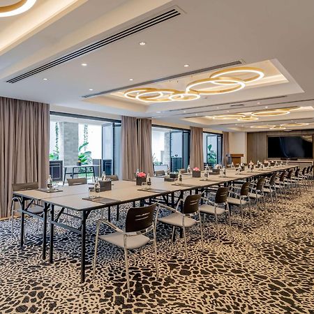 Отель Kwetu Nairobi, Curio Collection By Hilton Экстерьер фото