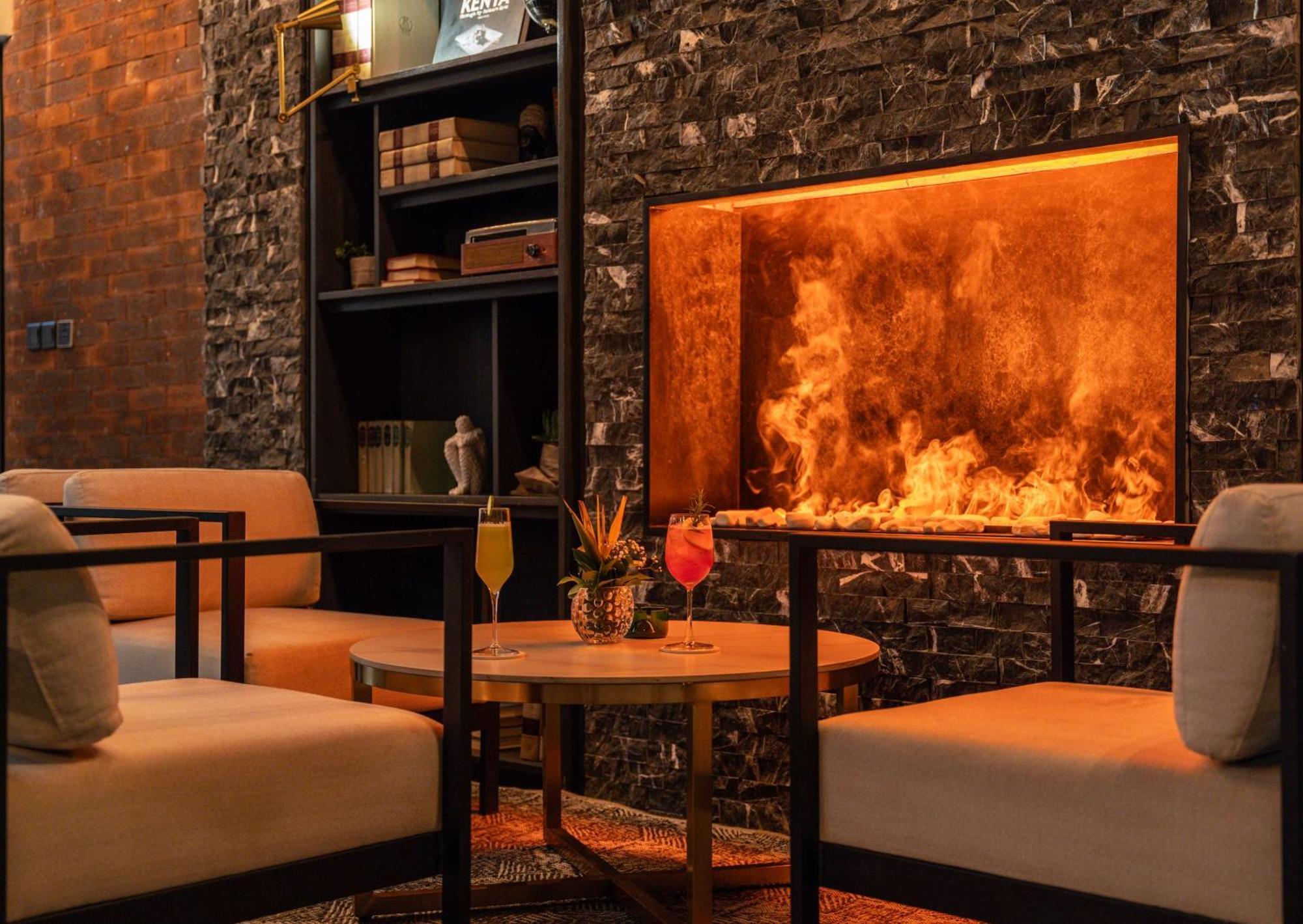 Отель Kwetu Nairobi, Curio Collection By Hilton Экстерьер фото